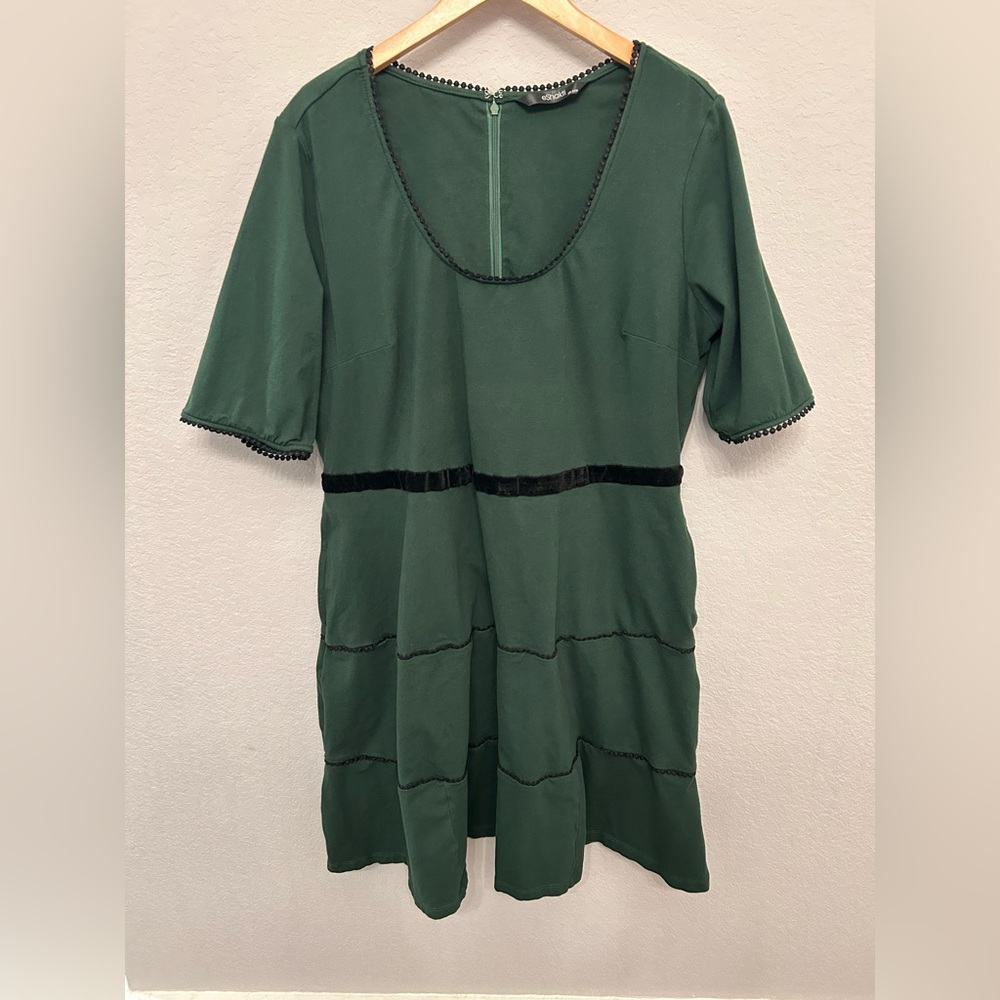 eShakti Forest Green Dress with Black Trim